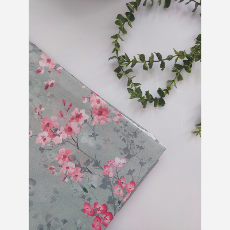 روسری مجلسی دخترانه و زنانه طرح گلدار جنس نخی